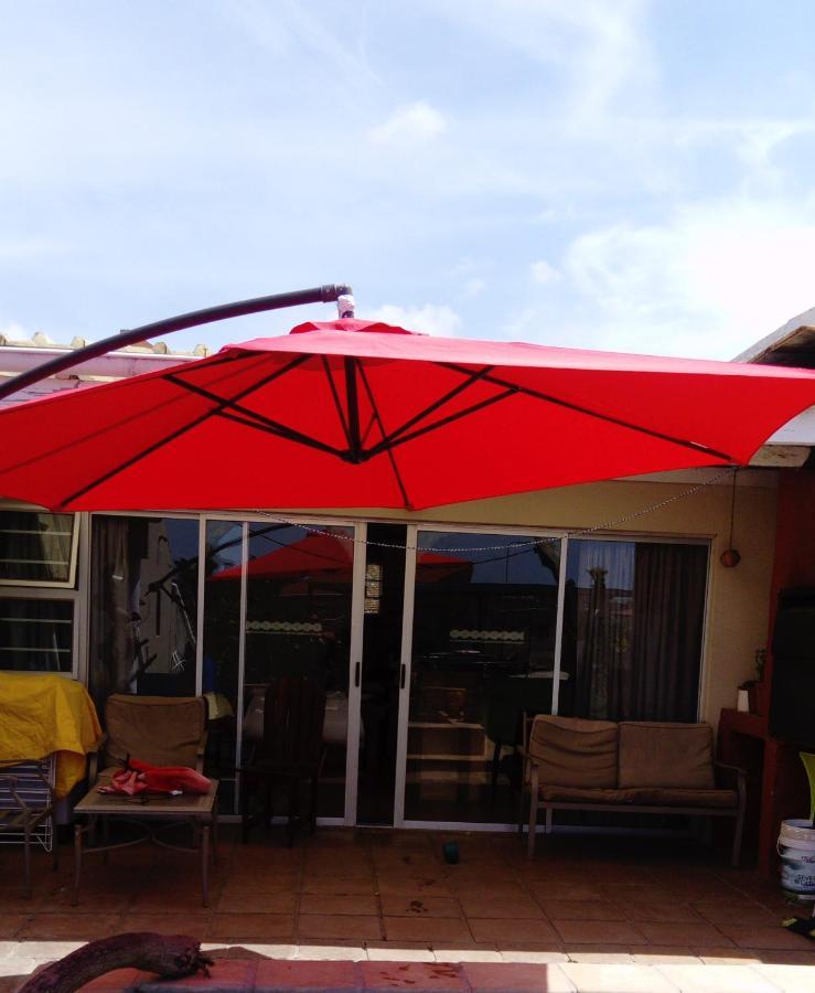 Red Pillars Hotel Port Elizabeth Room photo